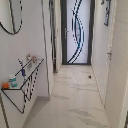 Maison Calme Proche Centre Semesterbostad